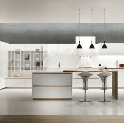 Cucina Design con isola Mediterraneum in laccato lucido e Ceramica effetto Marmo di Scic